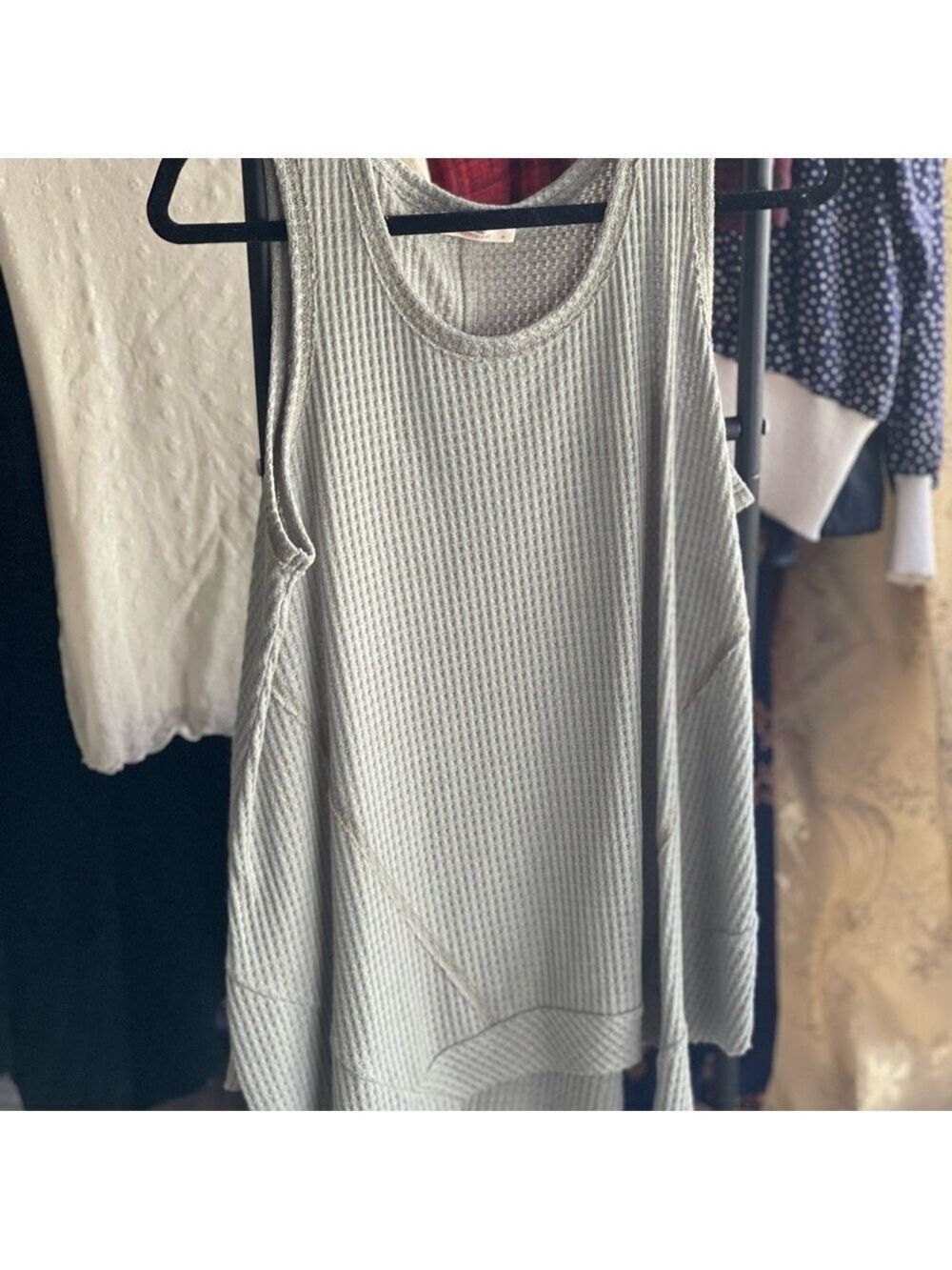 Hummingbird Light Gray Ribbed Tank Top - Picture 2 of 5